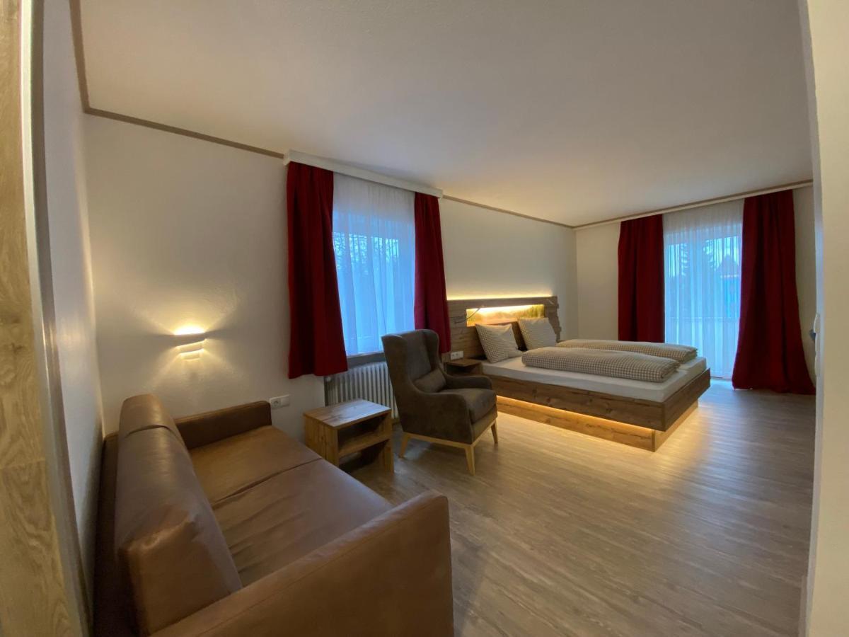 Hotel-Landgasthof Ploss Schonwald  エクステリア 写真