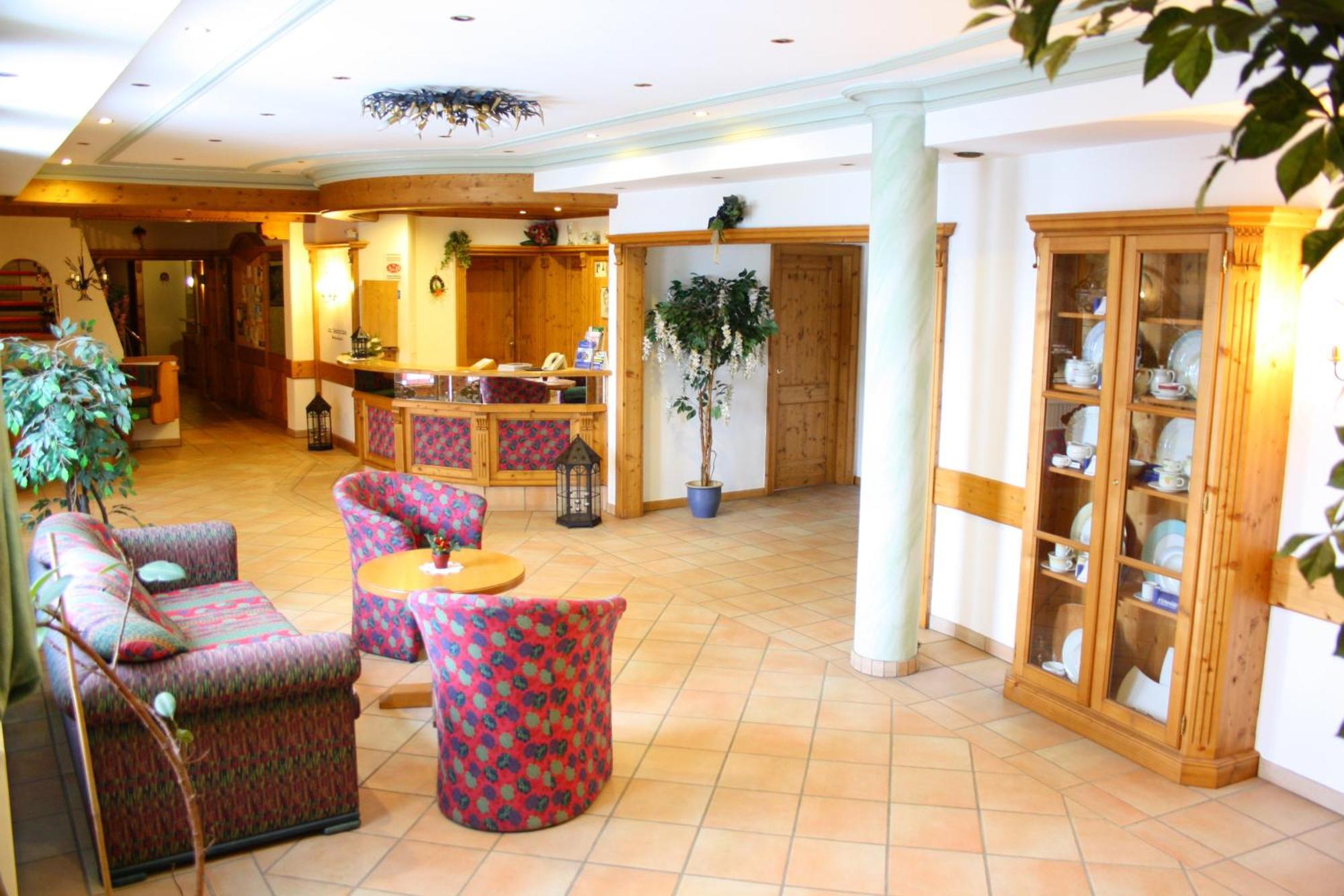 Hotel-Landgasthof Ploss Schonwald  エクステリア 写真