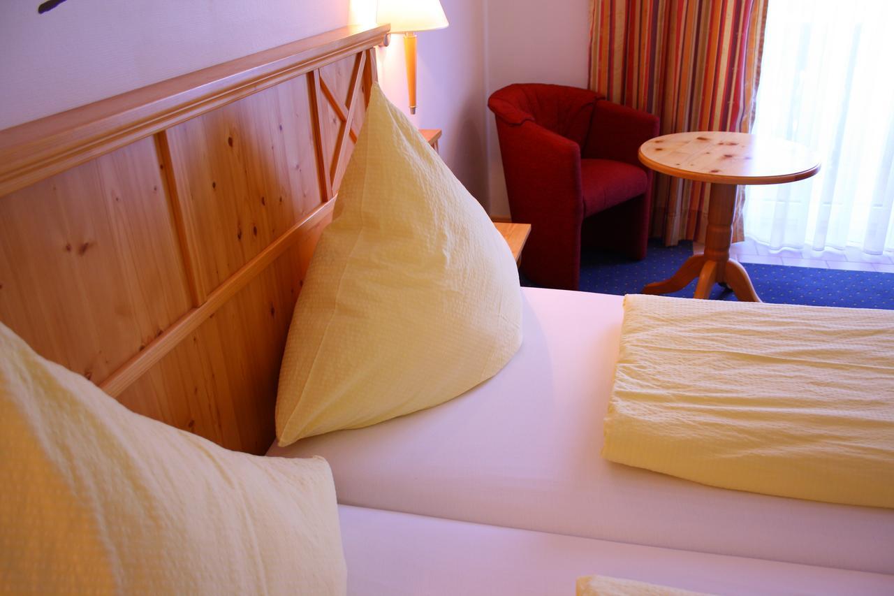 Hotel-Landgasthof Ploss Schonwald  エクステリア 写真